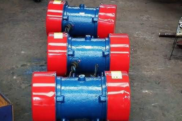 YZO振動(dòng)電機(jī) YZO振動(dòng)電機(jī)